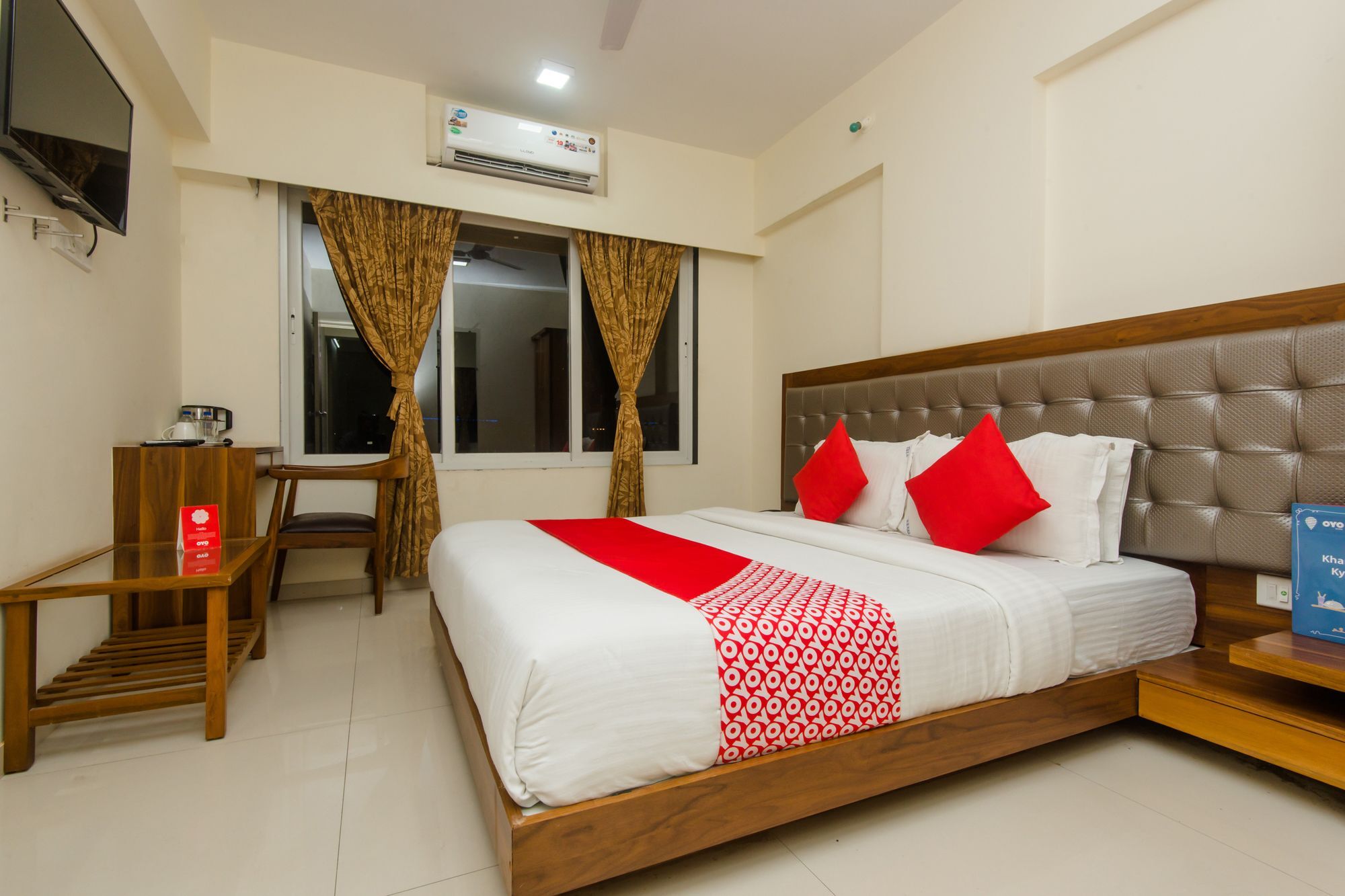 Oyo 11441 Hotel Blue Bells Residency Mumbai Exterior foto